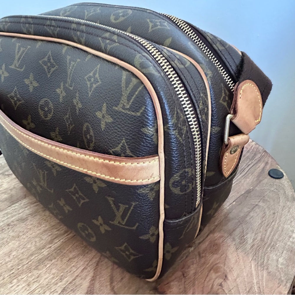 Authentic Louis Vuitton Monogram Reporter Crossbody Shoulder Bag Purse SP1010 - Picture 12 of 16